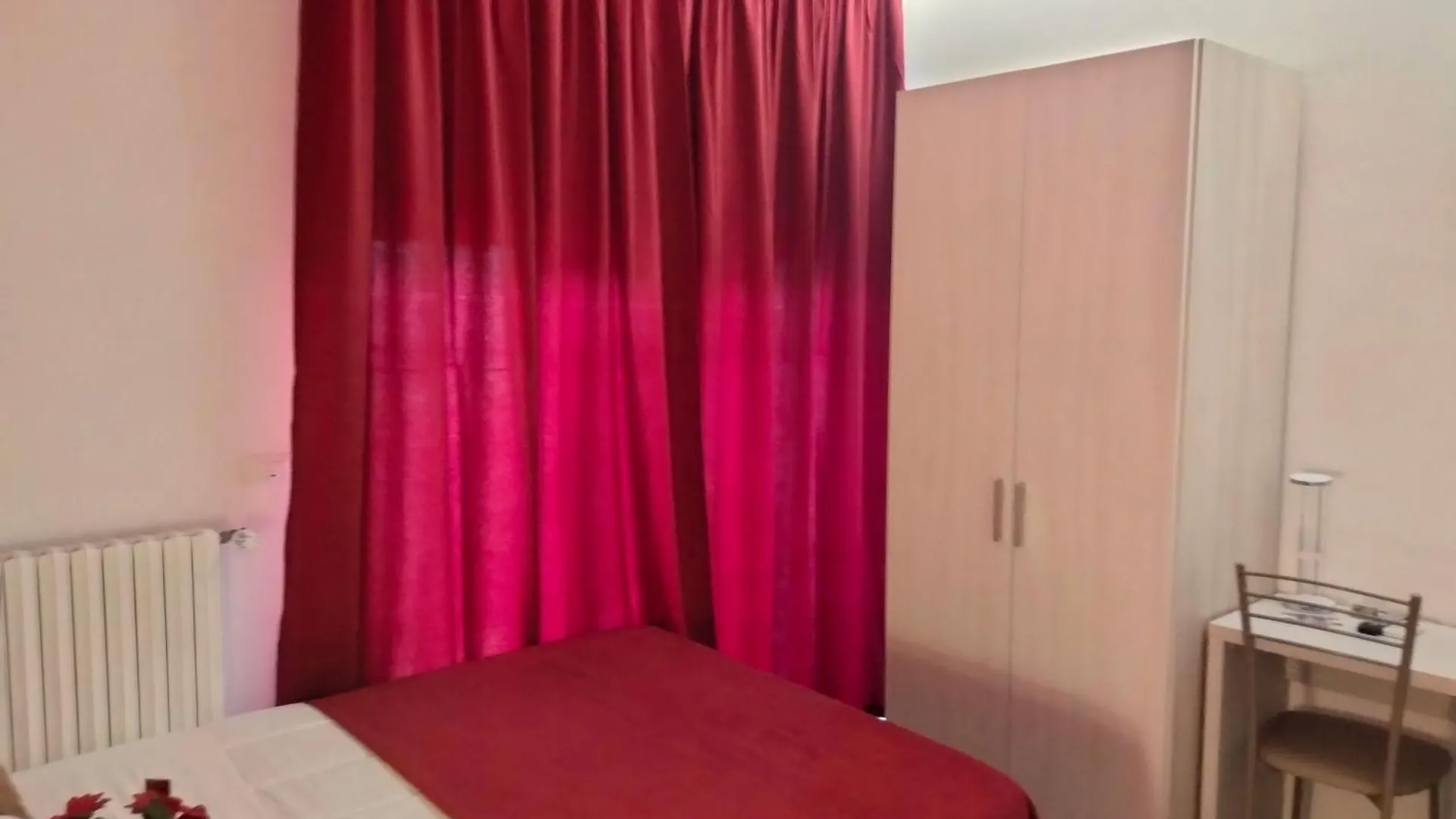 Bed End Breakfast Mary'S Tower Hotel Bologna Guest house