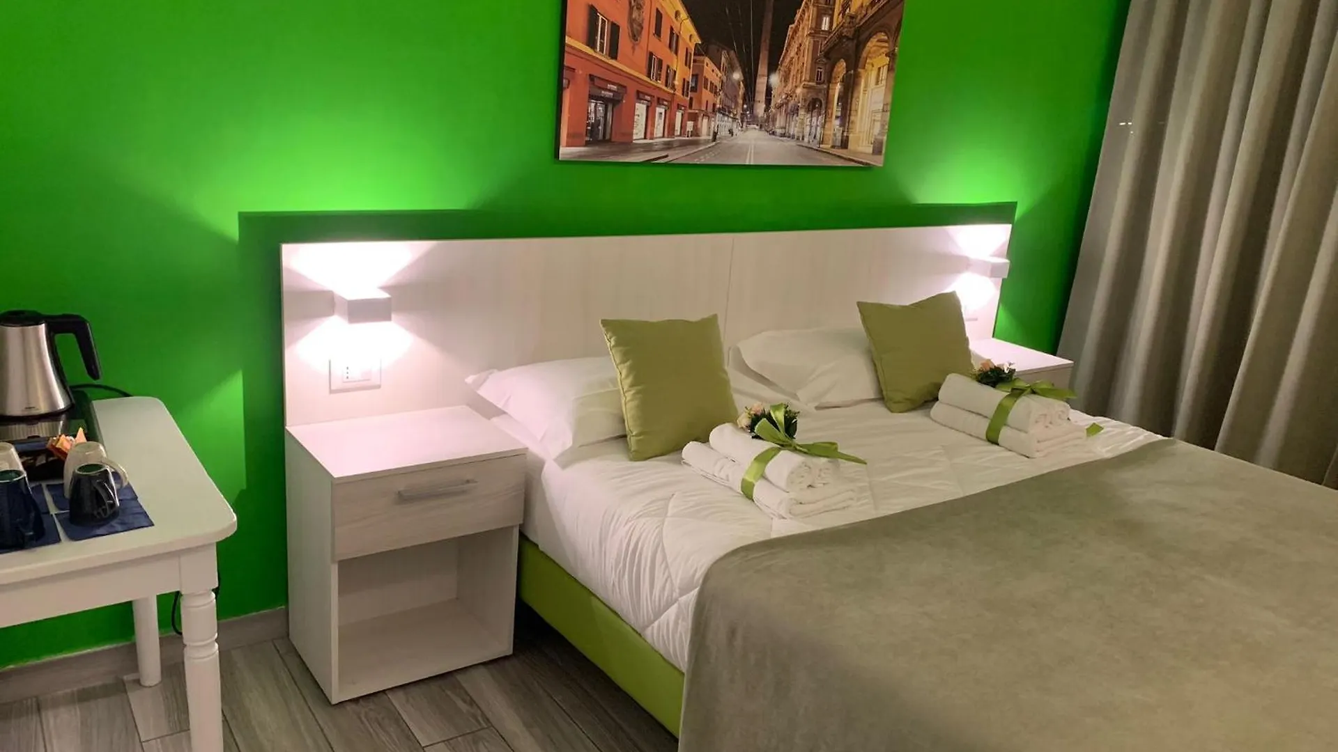 Bed End Breakfast Mary'S Tower Hotel Bologna 2*,