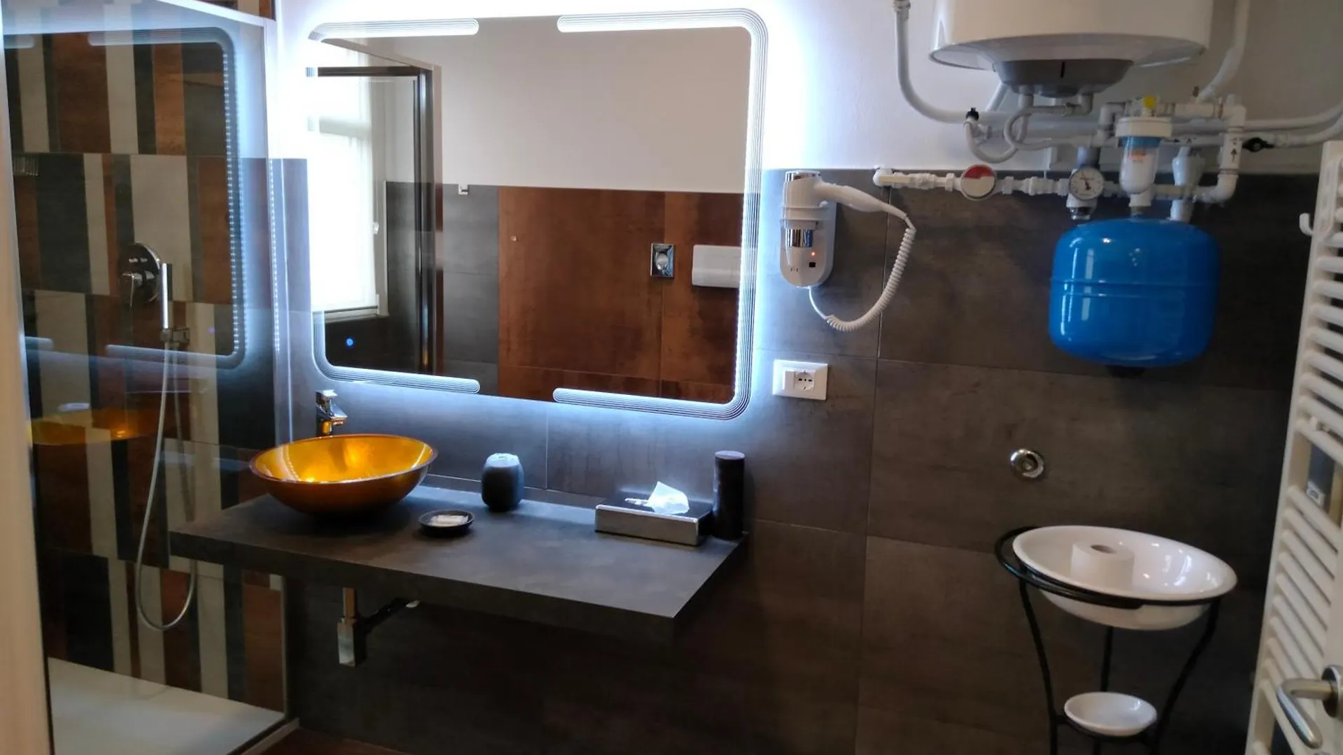 Bed End Breakfast Mary'S Tower Hotel Bologna Guest house